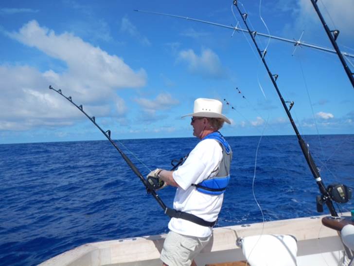 Sponsor Roy W. Cronacher Jr. fighting Fish 2 of the Abaco Islands 2014 IGMR